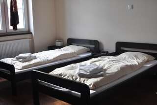 Отели типа «постель и завтрак» Hotelik Hermes Pieniężno Двухместный номер с 1 кроватью и собственной ванной комнатой-15